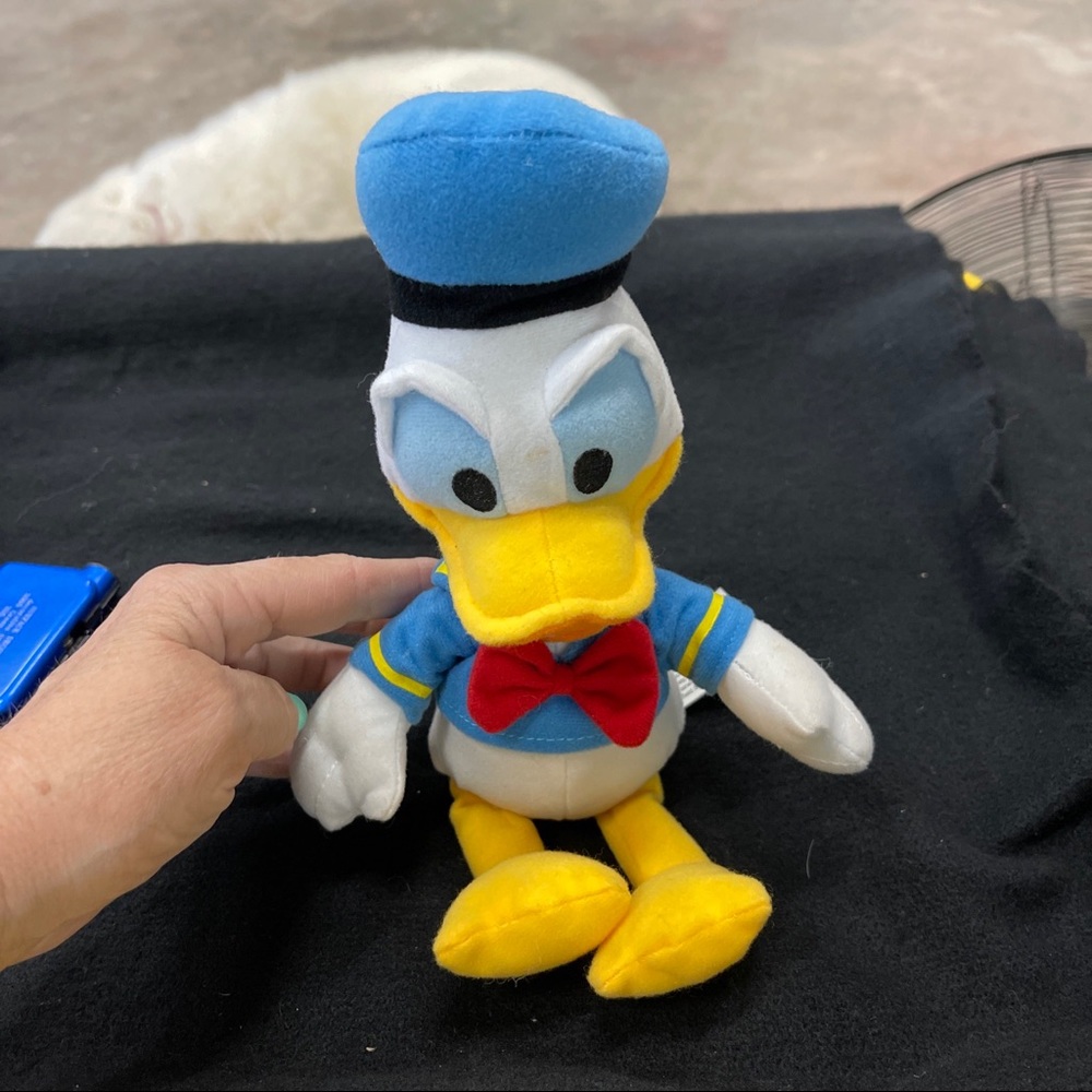 Donald Duck plush 11”